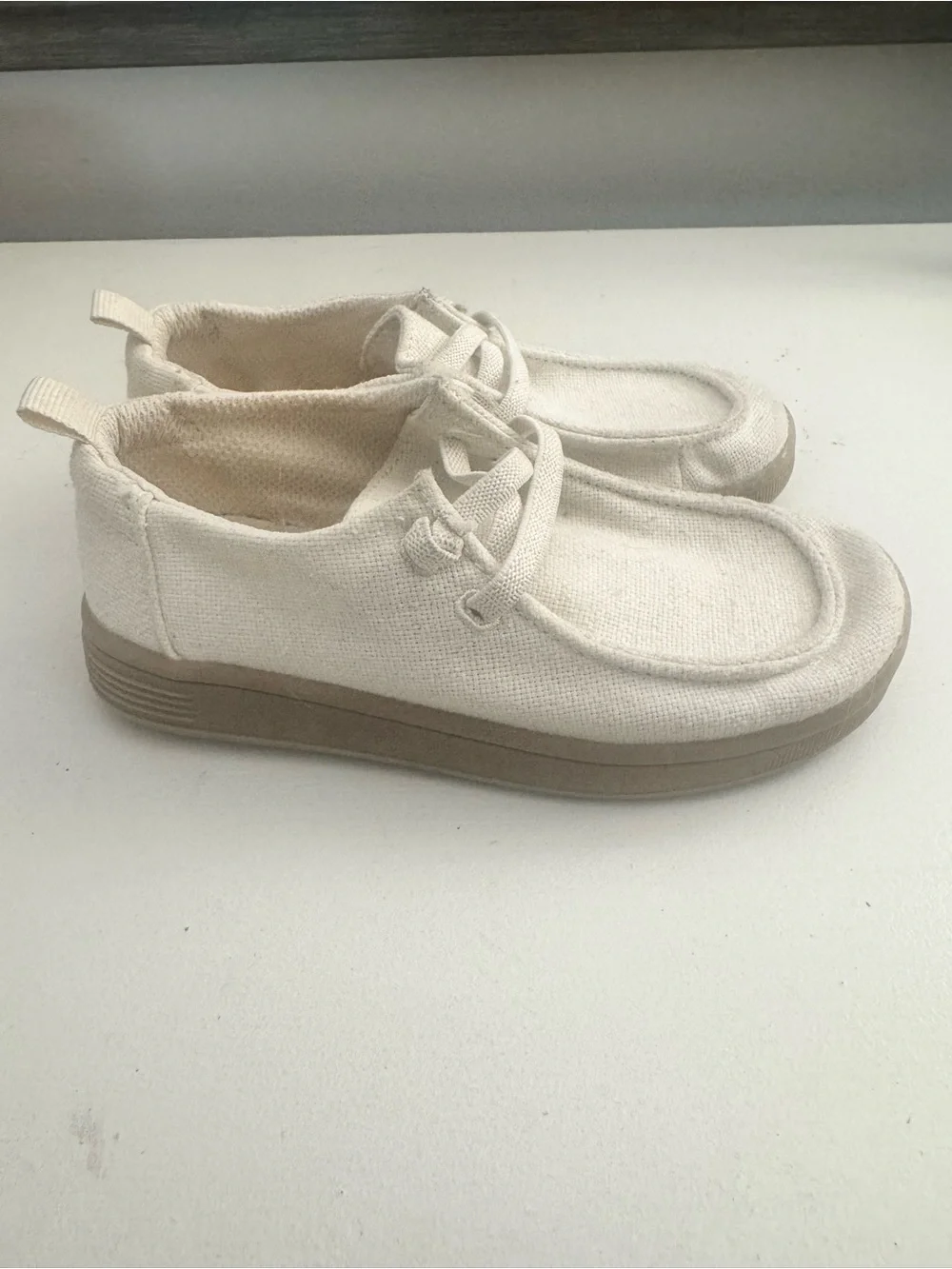 Gap Canvas Loafers in Off-White